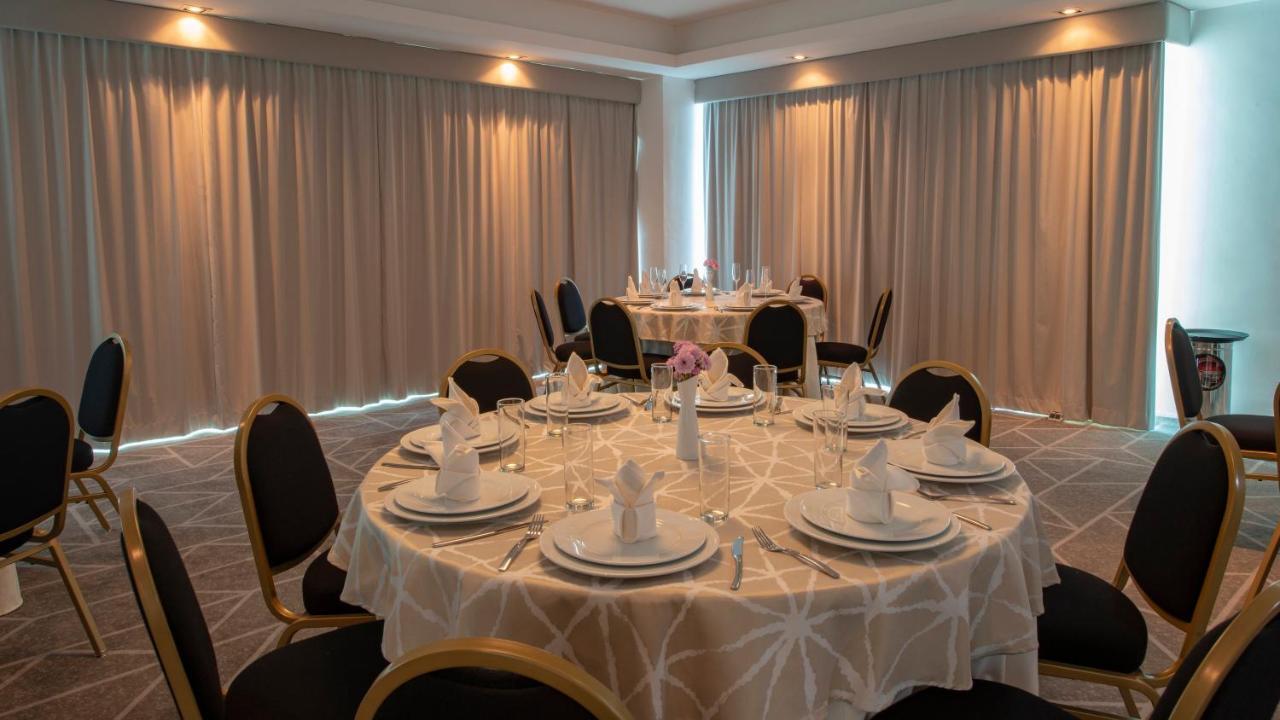 Holiday Inn & Suites - Merida La Isla By Ihg מראה חיצוני תמונה
