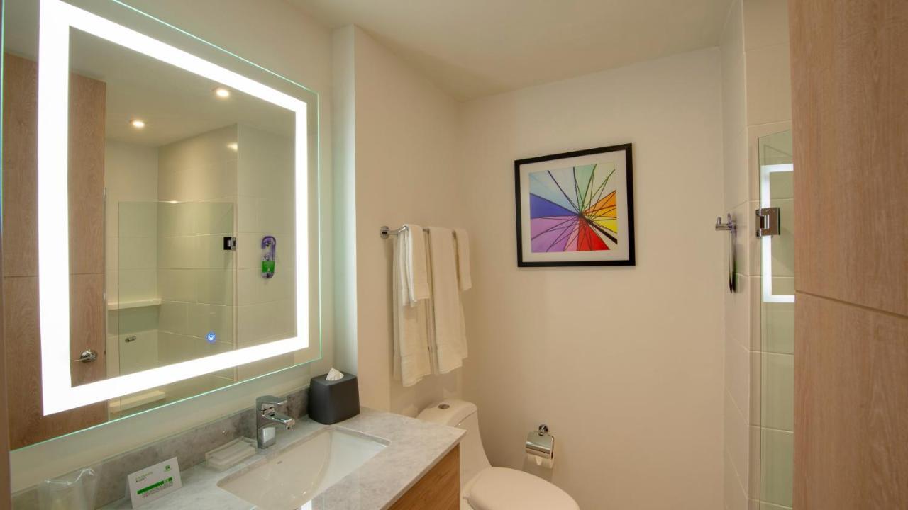 Holiday Inn & Suites - Merida La Isla By Ihg מראה חיצוני תמונה
