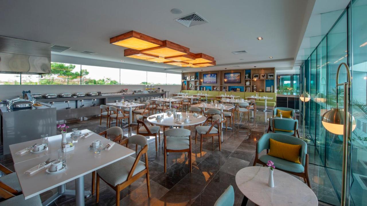 Holiday Inn & Suites - Merida La Isla By Ihg מראה חיצוני תמונה